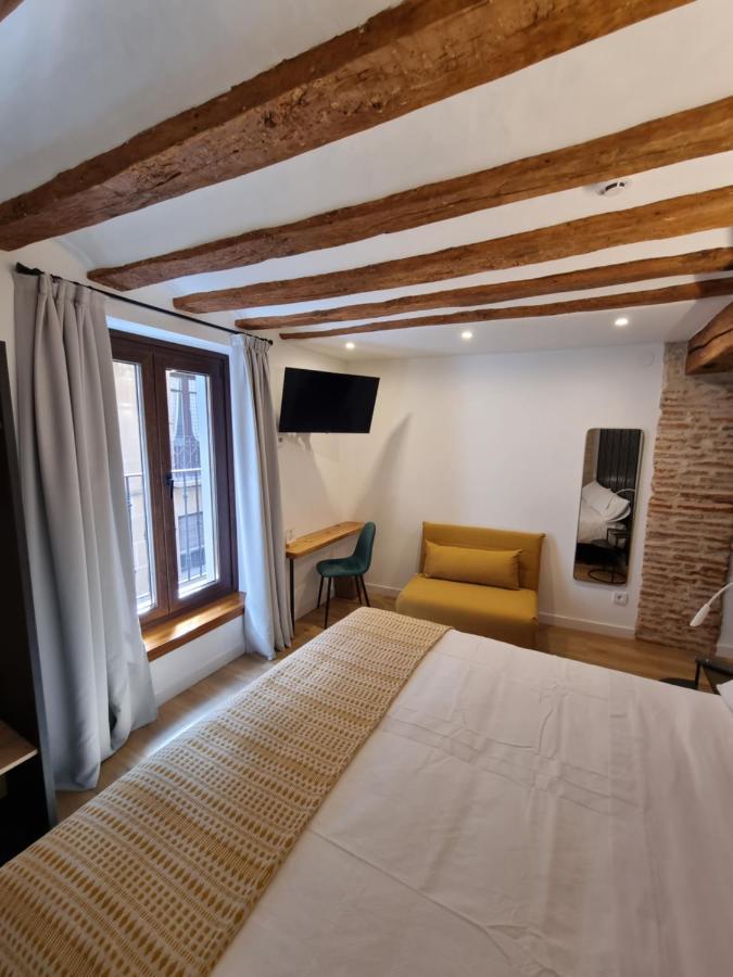 Hostal La Rua 艾丝黛拉 外观 照片