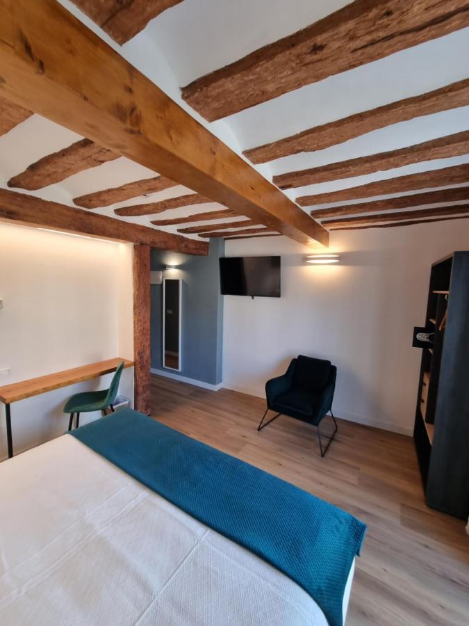Hostal La Rua 艾丝黛拉 外观 照片